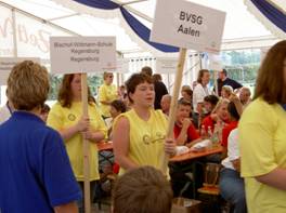 Einzug der Sportler bei den Special Olympics